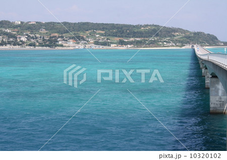 古宇利大橋からの眺め 10320102
