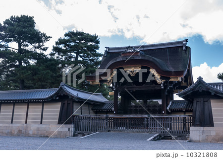 京都御所　建春門 10321808
