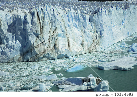 氷河展望台よりペリト・モレノ氷河 10324992