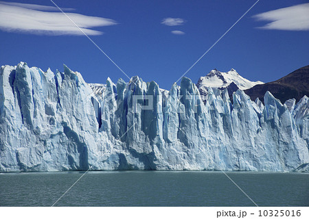 観光船よりペリト・モレノ氷河 10325016
