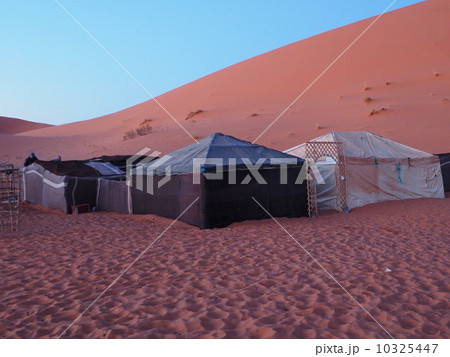 砂漠のテント 10325447