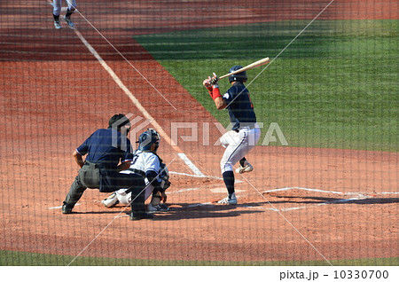 野球〜左打者･捕手･審判（イメージ） 10330700