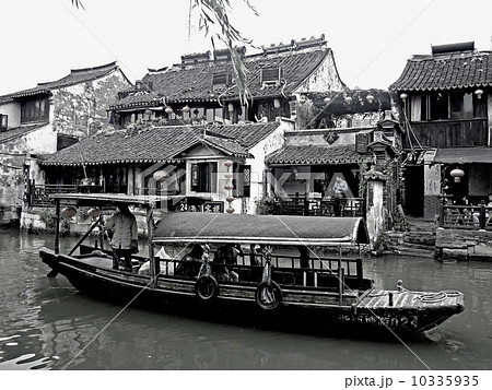 川を流れて 10335935