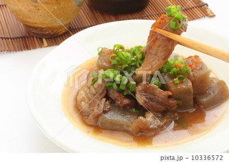 牛スジの煮込み　どて焼　すじこん　晩酌 10336572