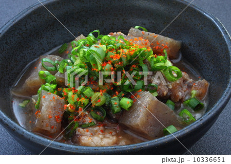 牛スジの煮込み　どて焼　すじこん　アップ 10336651