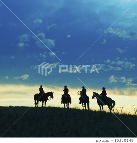 Horseback riders 10350149