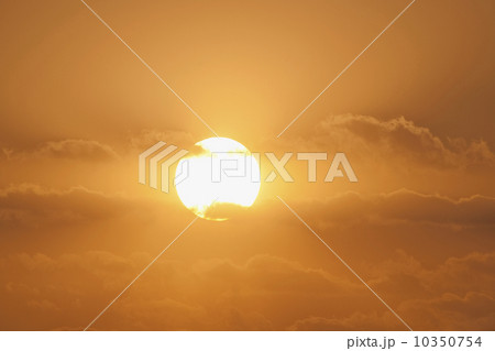 Sunset 10350754