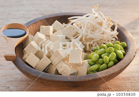 Vegetarian meal 10350830