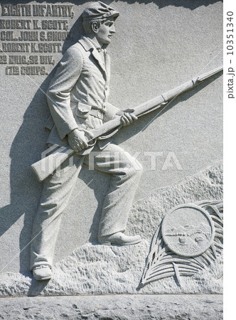 Memorial of a union soldier at Vicksburg National Military Park Memorial of a union soldier at Vicksburg National Military Park 10351340