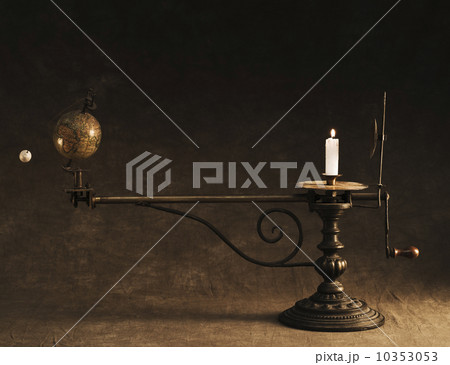Antique solar system 10353053