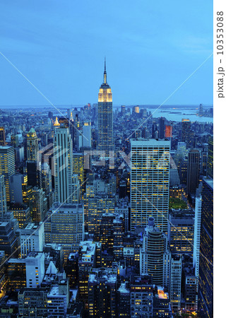 New York City skyline at sunset New York City skyline at sunset 10353088