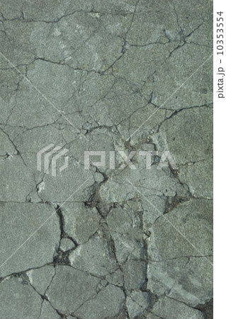 Cracked concrete 10353554