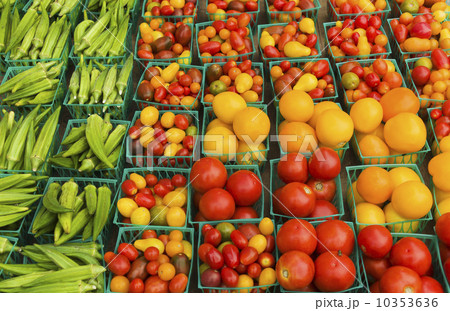 Boxes with vegetables on street market Boxes with vegetables on street market 10353636