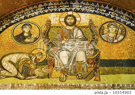 Turkey, Istanbul, Mosaic of Leo VI kneeling before Jesus in Haghia Sophia Mosque  10354902