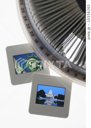 Close up of slides and on round slide tray Close up of slides and on round slide tray 10356265