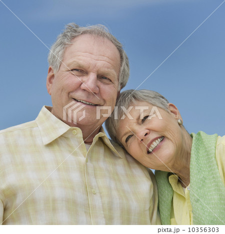 Portrait of senior couple Portrait of senior couple 10356303
