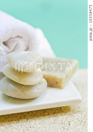 Spa pebbles 10358475