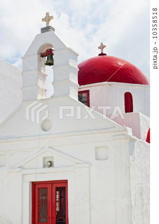 Greece, Cyclades Islands, Mykonos, Church with bell tower Greece, Cyclades Islands, Mykonos, Church with bell tower 10358518