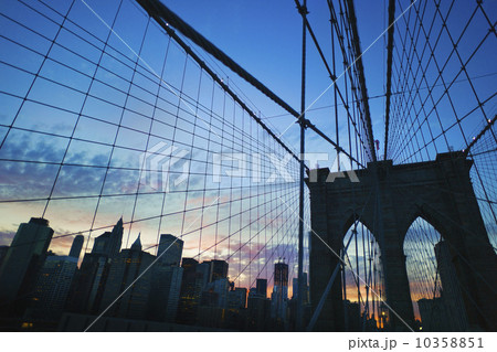 USA, New York State, New York City, Brooklyn Bridge at dusk USA, New York State, New York City, Brooklyn Bridge at dusk 10358851