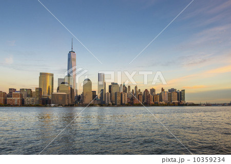 Manhattan skyline Manhattan skyline 10359234