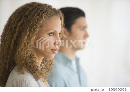 Profile of couple with focus on woman in foreground 10360291
