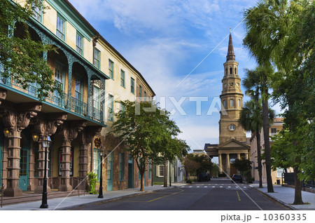 USA, South Carolina, Charleston, Church Street, Dock Street Theater, St. Philip's Church USA, South Carolina, Charleston, Church Street, Dock Street Theater, St. Philip's Church 10360335