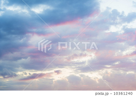 Sunset sky 10361240