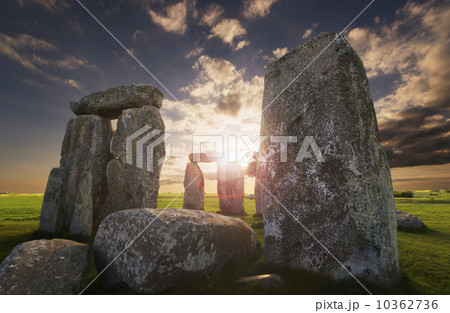 UK, England, Wiltshire, Stonehenge at sunset 10362736