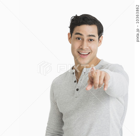 Studio portrait of young man 10363862