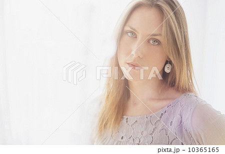 Portrait of young blond woman Portrait of young blond woman 10365165