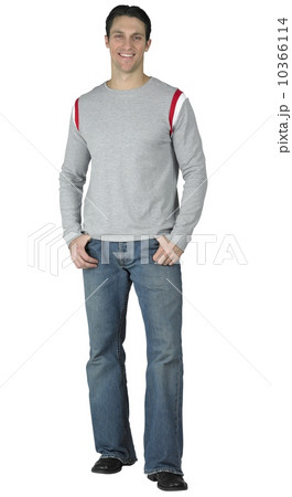 Casual guy with thumbs in his pockets 10366114