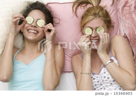 Girls with cucumbers on eyes Girls with cucumbers on eyes 10366905