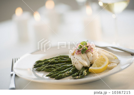 Seafood on plate in restaurant Seafood on plate in restaurant 10367215