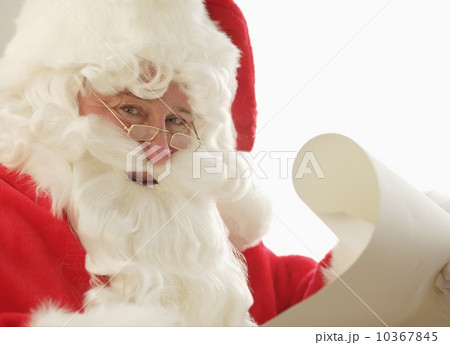 Santa checking his list 10367845