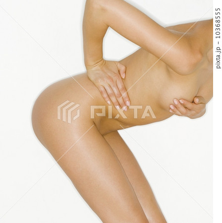 Nude female torso 10368555