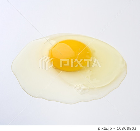 Raw egg Raw egg 10368803