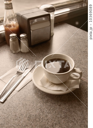 Sill life of a cup of coffee Sill life of a cup of coffee 10369089