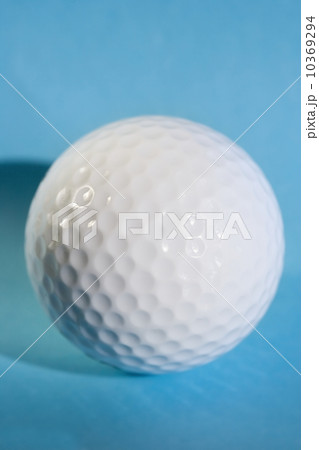 Closeup of a golf ball 10369294