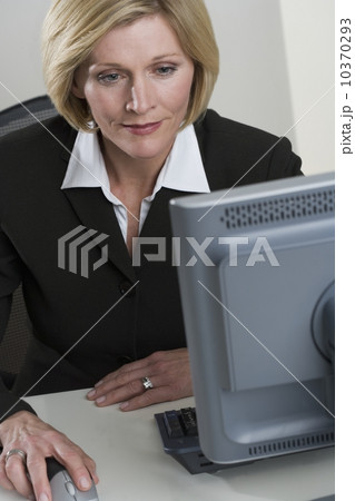 Businesswoman at work Businesswoman at work 10370293