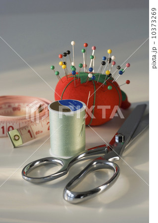 Assorted sewing items Assorted sewing items 10373269
