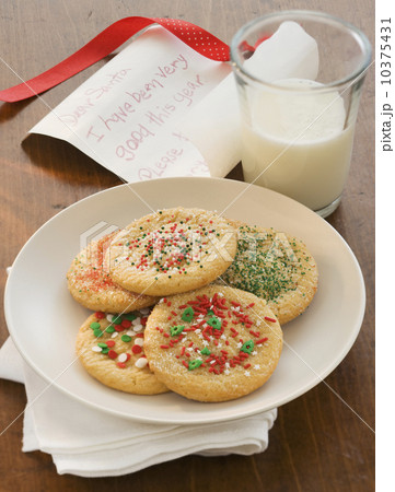 Cookies and milk for Santa Claus 10375431