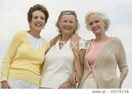 Senior women posing outdoors Senior women posing outdoors 10376158