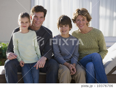 Portrait of family with two children 10376706