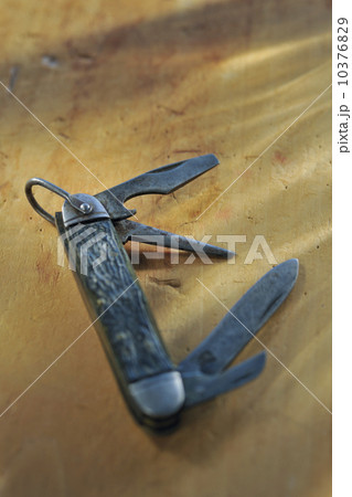 Old pocket knife 10376829