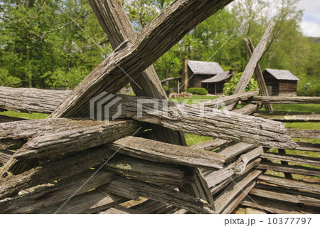 A fence in Smoky Mountain National Park 10377797