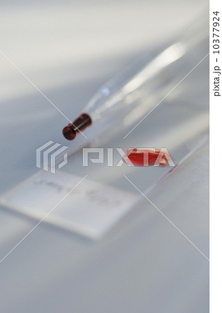 Drop of blood on slide Drop of blood on slide 10377924