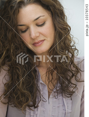 Close up of woman looking down 10378543