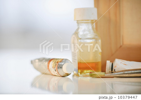 Paint supplies 10379447