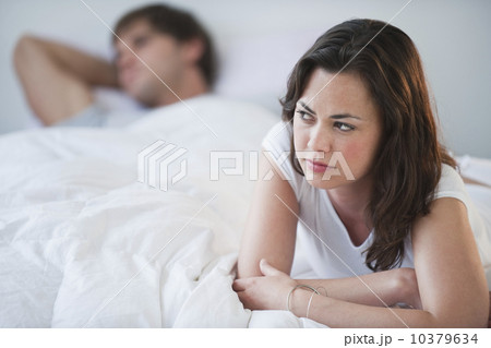 A couple in bed 10379634