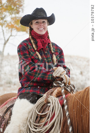 Cowgirl on horse 10379782